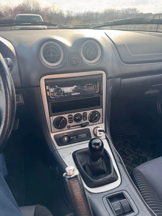 2004 Mazda NB MX-5 Miata - Image 8 of 9