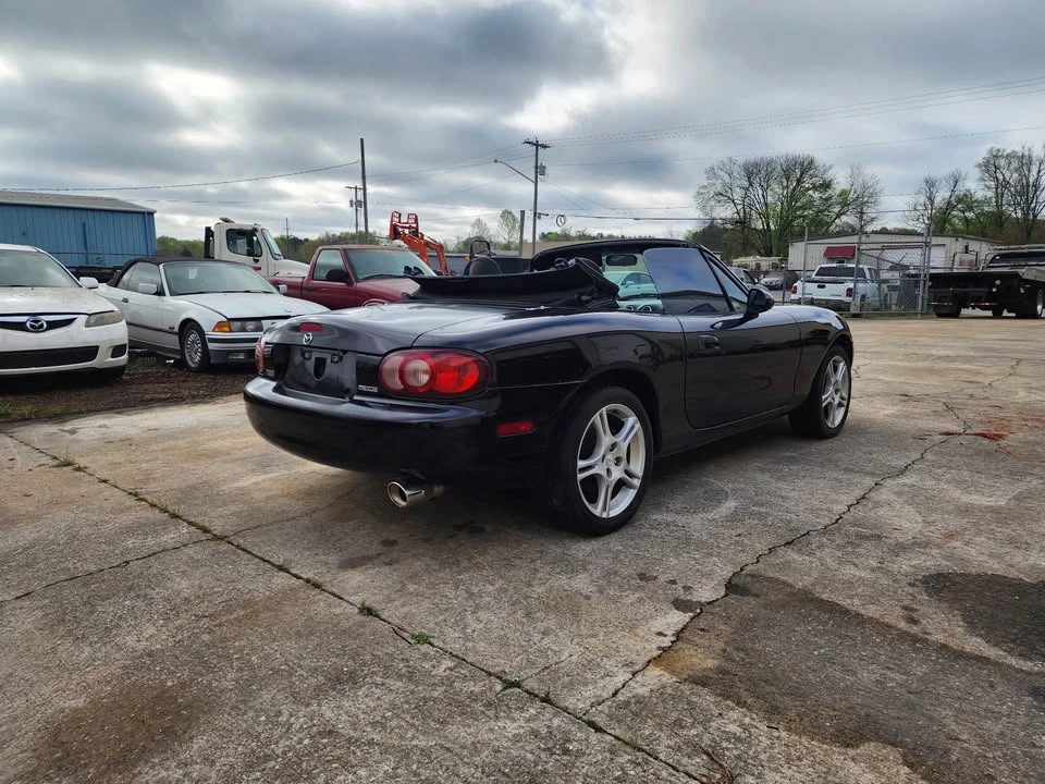2004 Mazda NB MX-5 Miata - Image 5 of 14