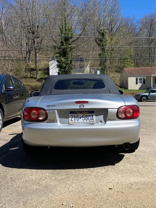 2004 Mazda NB MX-5 Miata - Image 5 of 9