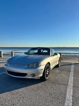 2004 Mazda MX-5 Miata Convertible
