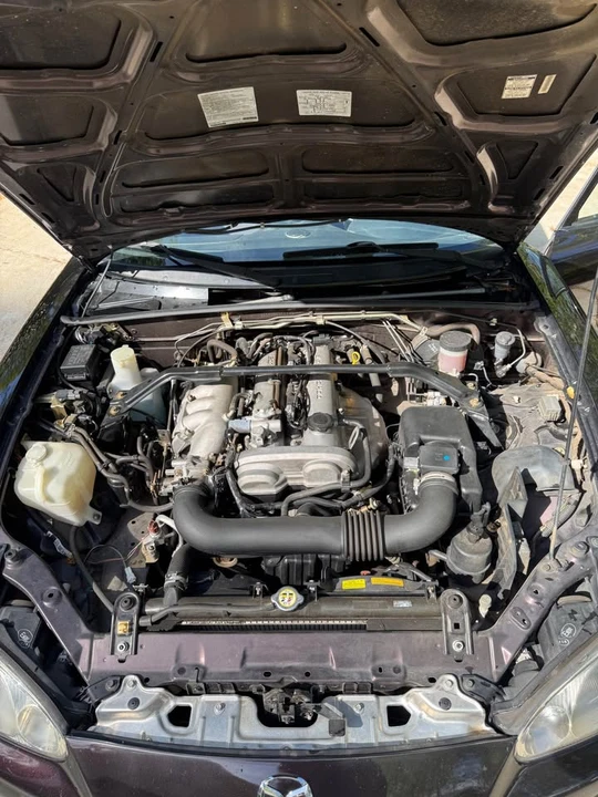 2004 Mazda NB MX-5 Miata - Image 10 of 17