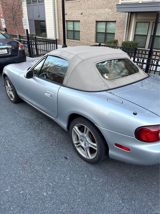 2004 Mazda NB MX-5 Miata - Image 5 of 7