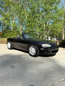2004 Mazda MX-5 Miata Convertible