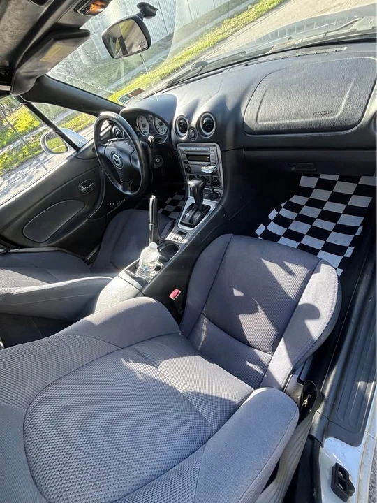2004 Mazda NB MX-5 Miata - Image 8 of 8
