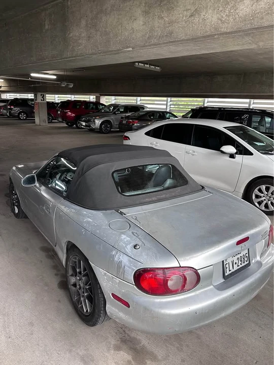 2004 Mazda NB MX-5 Miata - Image 4 of 6