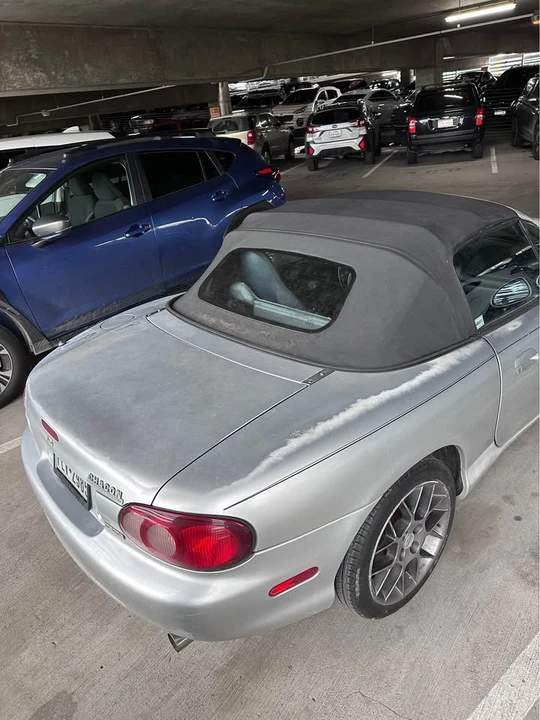 2004 Mazda NB MX-5 Miata - Image 5 of 6