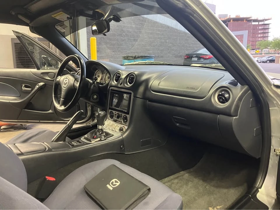 2004 Mazda NB MX-5 Miata - Image 11 of 19
