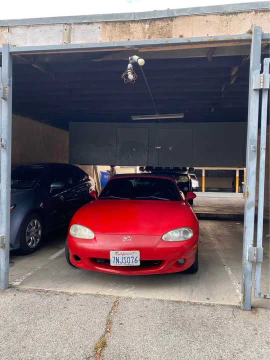 2004 Mazda NB MX-5 Miata - Image 4 of 10