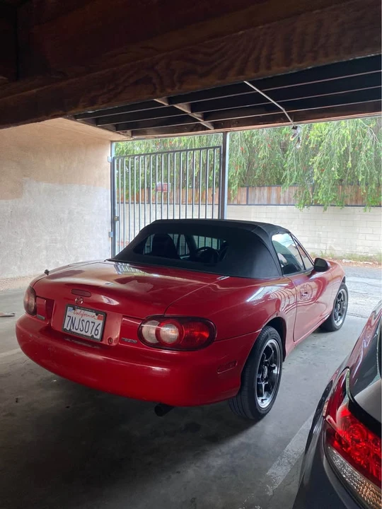 2004 Mazda NB MX-5 Miata - Image 2 of 10