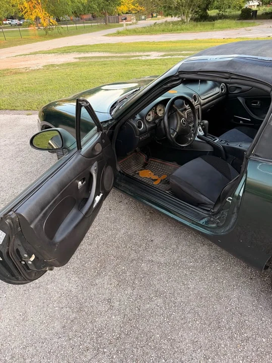 2004 Mazda NB MX-5 Miata - Image 6 of 6