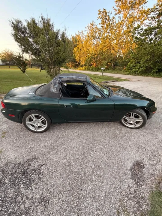 2004 Mazda NB MX-5 Miata - Image 4 of 6