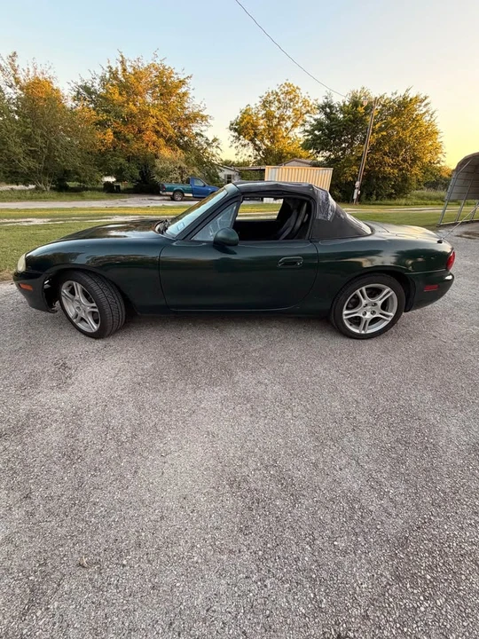 2004 Mazda NB MX-5 Miata - Image 2 of 6