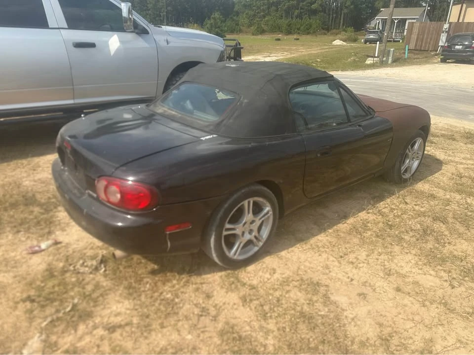 2004 Mazda NB MX-5 Miata - Image 8 of 9
