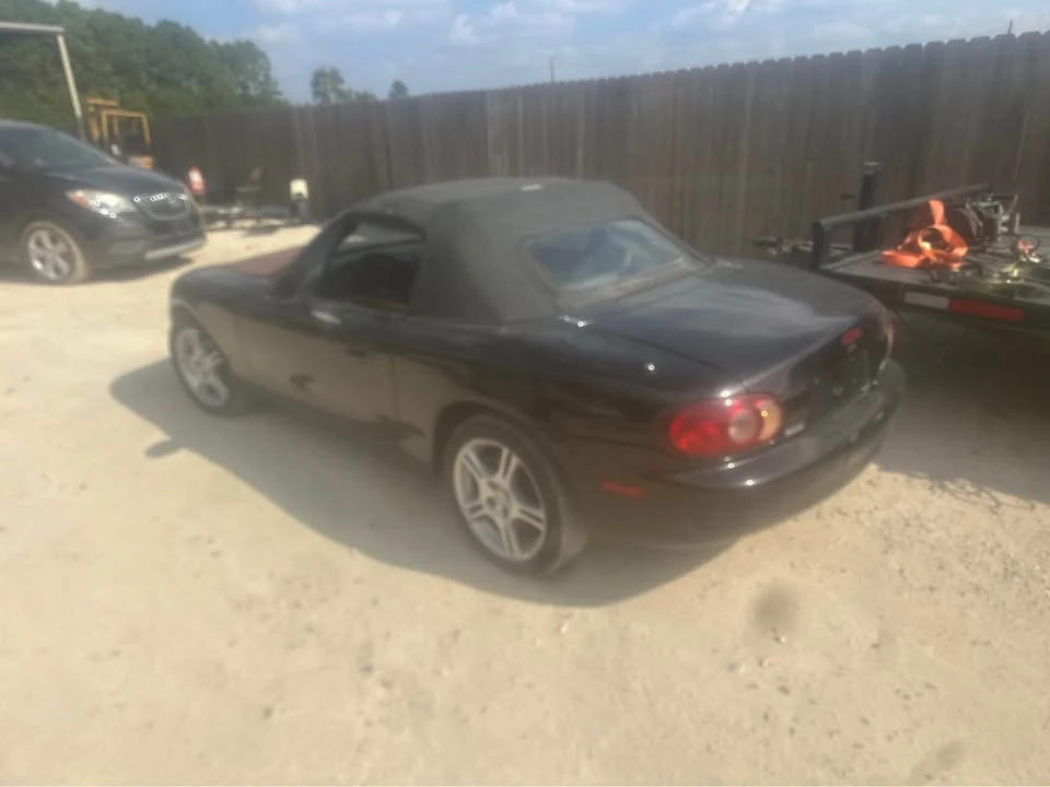 2004 Mazda NB MX-5 Miata - Image 5 of 9