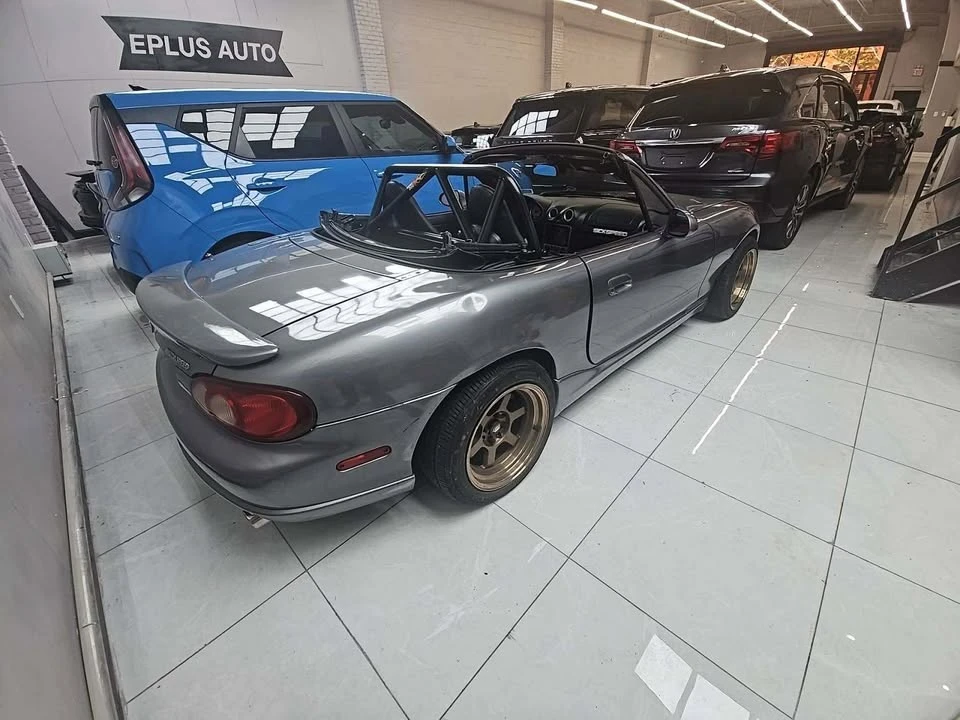 2004 Mazda NB MX-5 Miata - Image 4 of 13