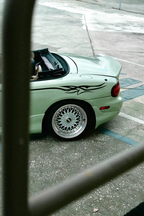 2004 Mazda NB MX-5 Miata - Image 4 of 12