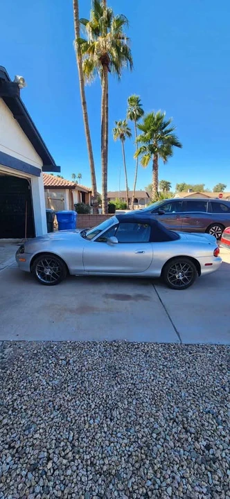 2004 Mazda NB MX-5 Miata - Image 5 of 12