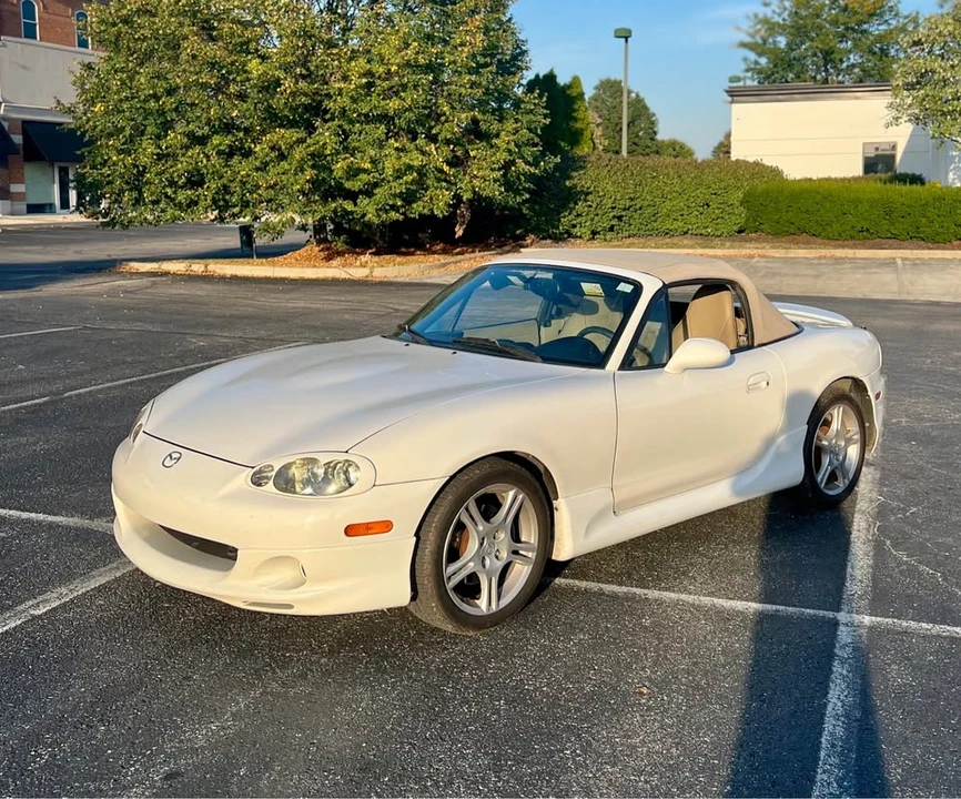 2004 Mazda NB MX-5 Miata - Image 19 of 19