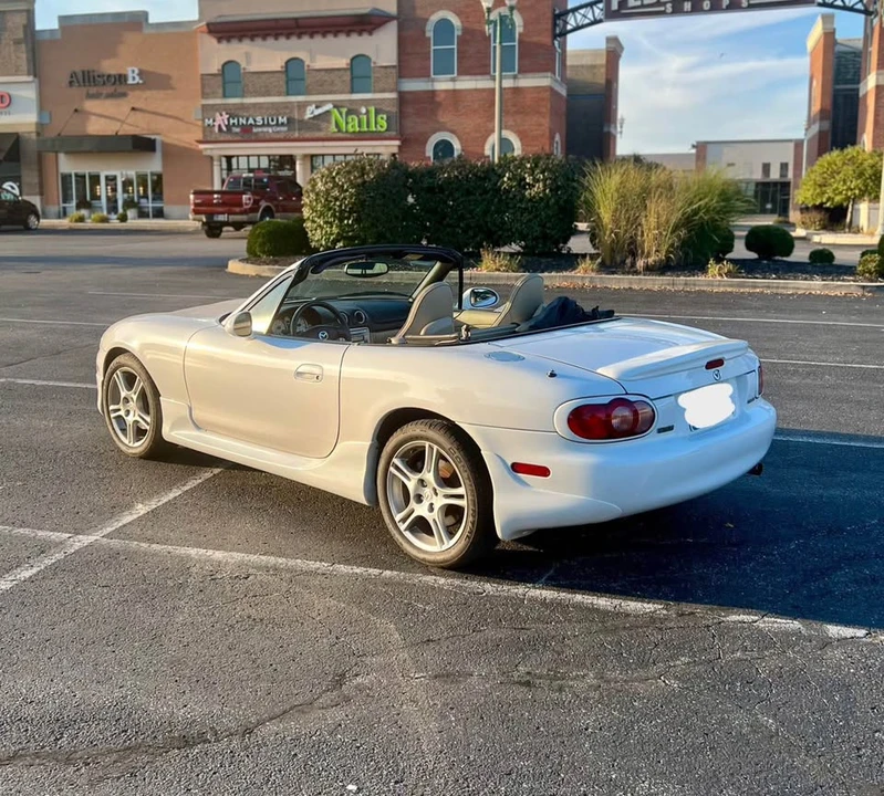2004 Mazda NB MX-5 Miata - Image 6 of 19