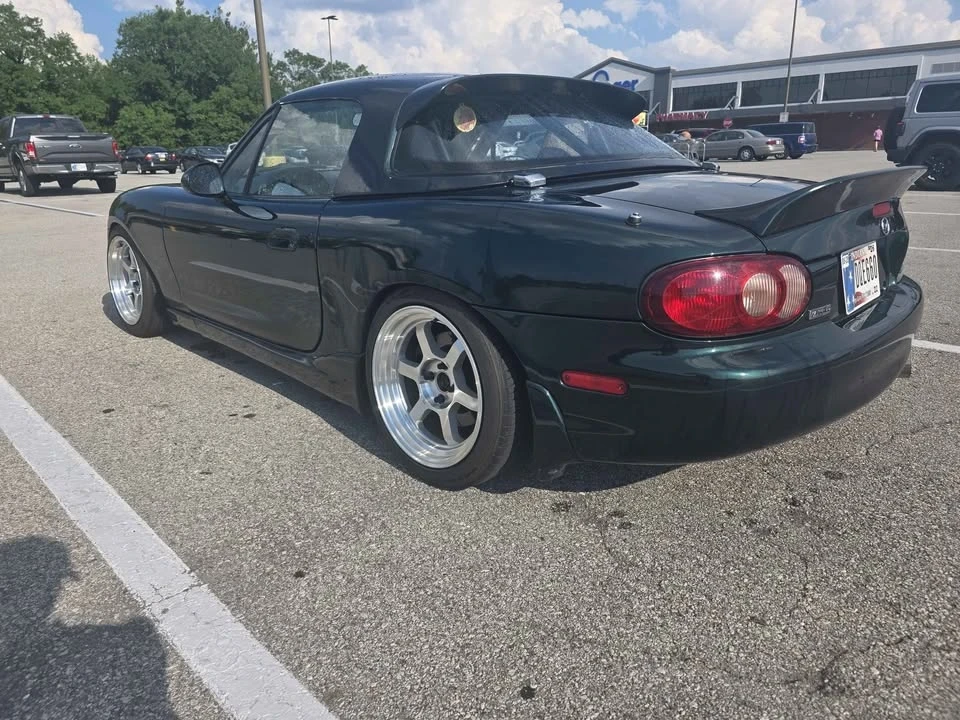 2004 Mazda NB MX-5 Miata - Image 8 of 16