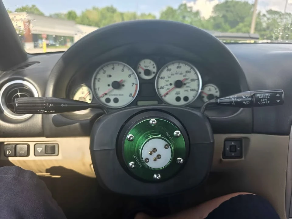 2004 Mazda NB MX-5 Miata - Image 11 of 16