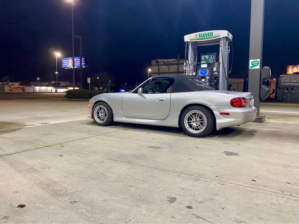 2004 Mazda NB MX-5 Miata - Image 8 of 14