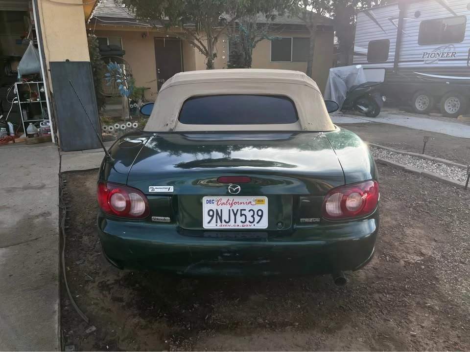 2004 Mazda NB MX-5 Miata - Image 4 of 11