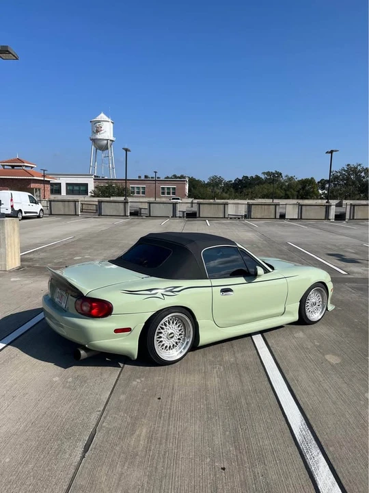 2004 Mazda NB MX-5 Miata - Image 5 of 13