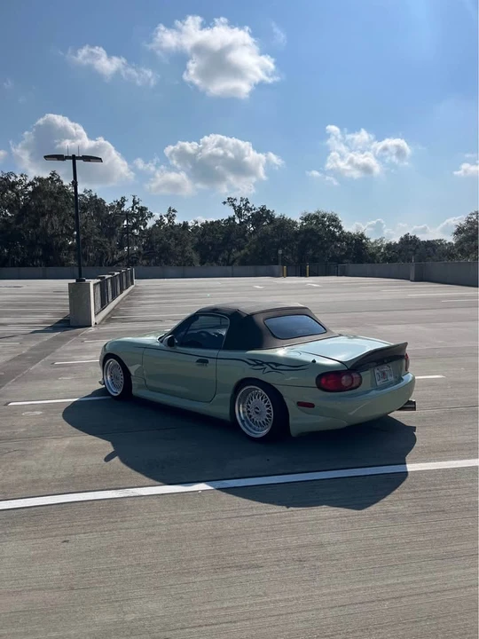 2004 Mazda NB MX-5 Miata - Image 3 of 13