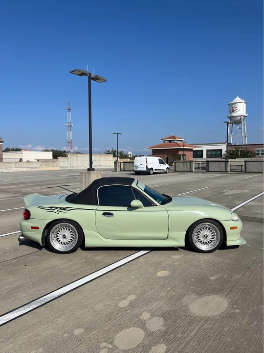 2004 Mazda NB MX-5 Miata - Image 6 of 13