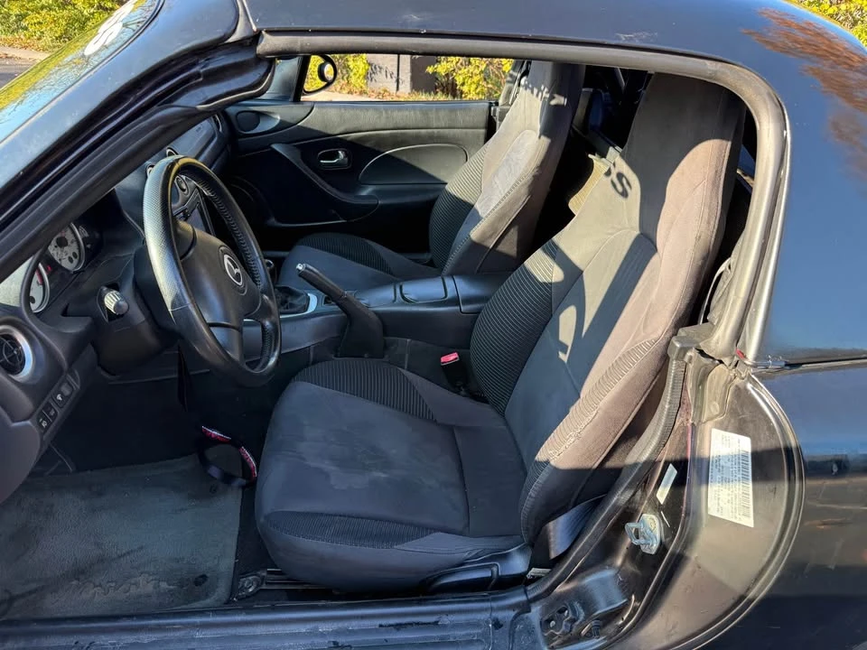 2004 Mazda NB MX-5 Miata - Image 3 of 19