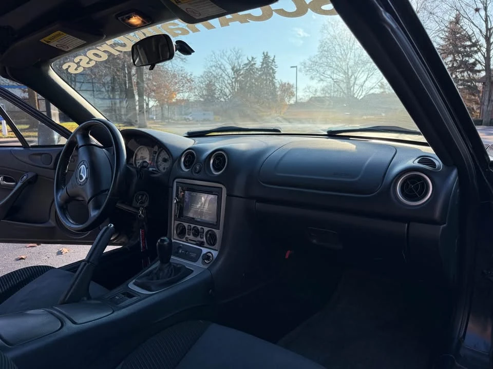 2004 Mazda NB MX-5 Miata - Image 5 of 19