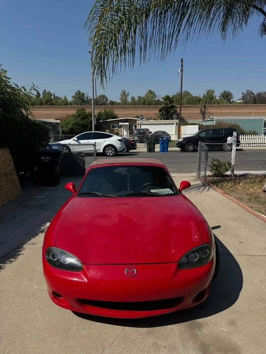 2004 Mazda NB MX-5 Miata - Image 3 of 3