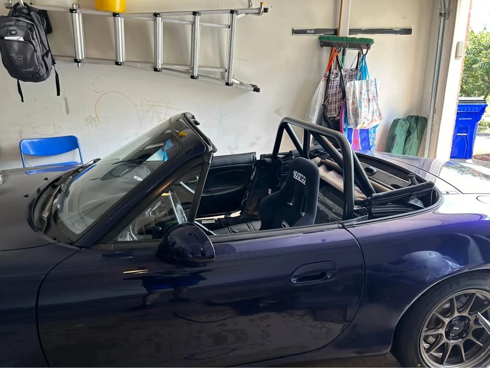 2004 Mazda NB MX-5 Miata - Image 5 of 8