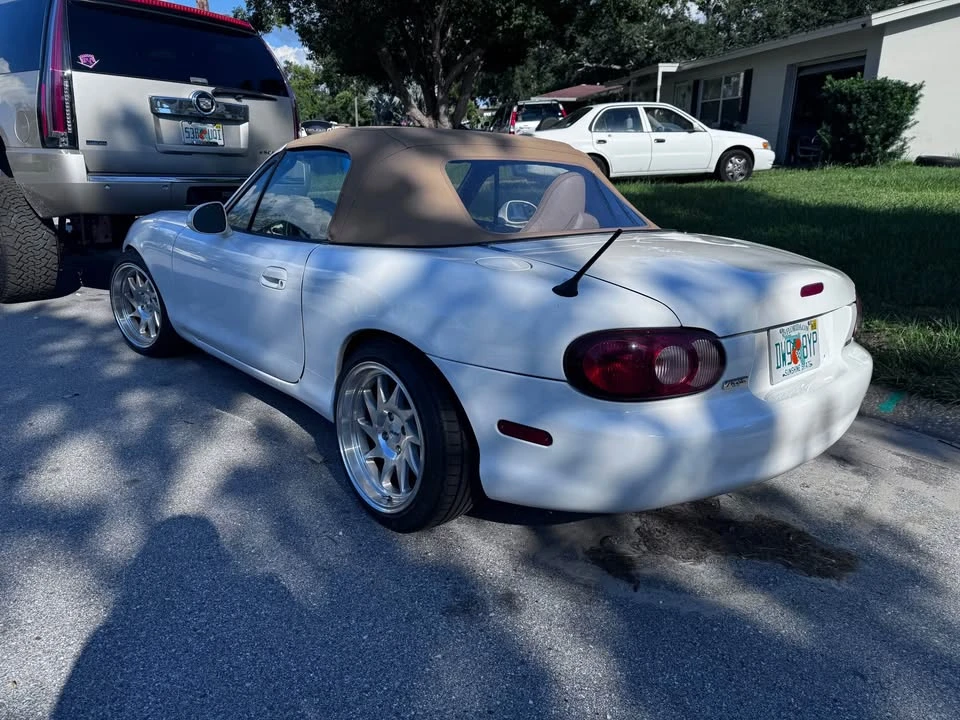 2004 Mazda NB MX-5 Miata - Image 3 of 8