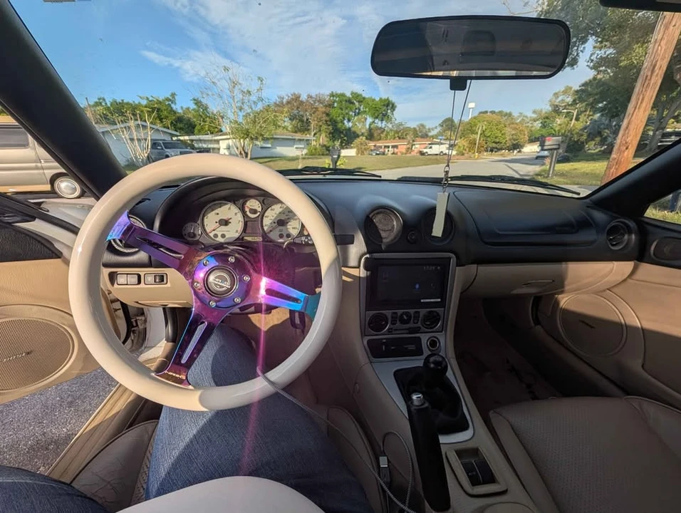 2004 Mazda NB MX-5 Miata - Image 6 of 8