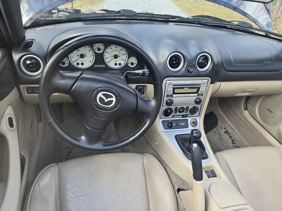 2004 Mazda NB MX-5 Miata - Image 10 of 14