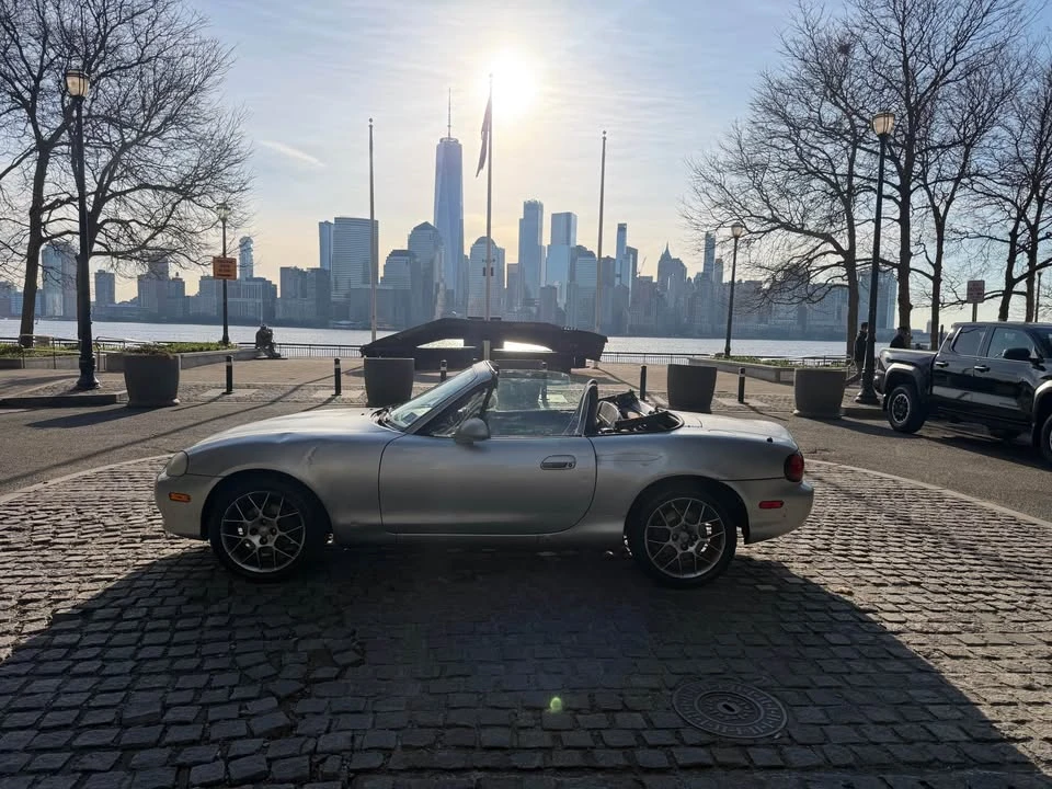 2004 Mazda NB MX-5 Miata - Image 4 of 19