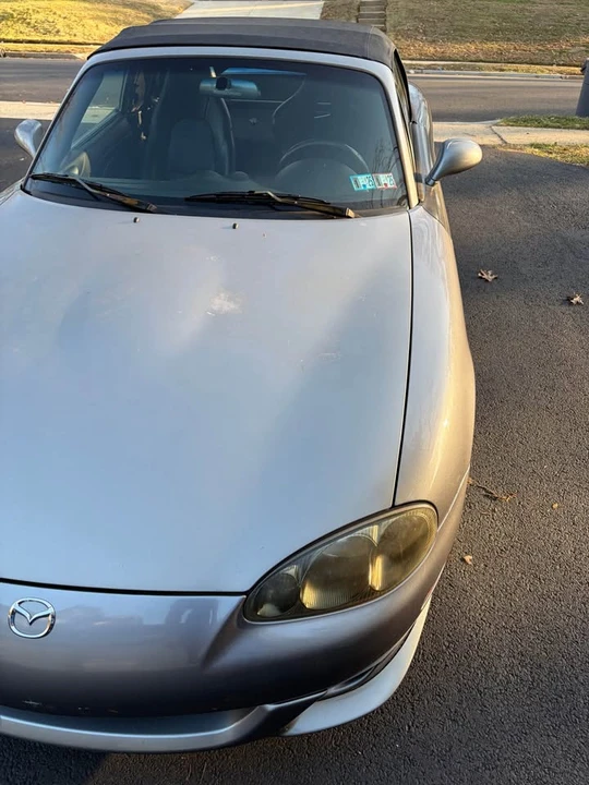 2004 Mazda NB Mazdaspeed MX-5 Miata - Image 2 of 20