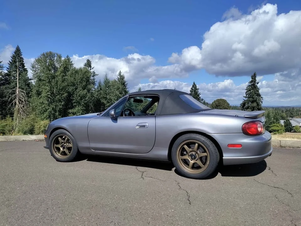 2004 Mazda NB Mazdaspeed MX-5 Miata - Image 4 of 11