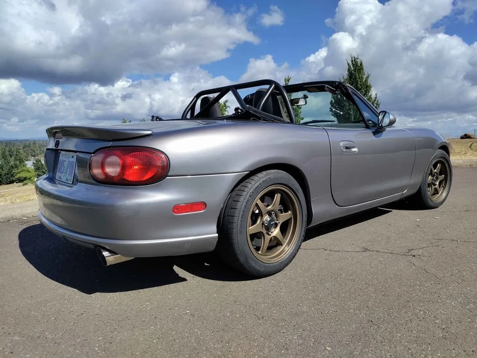 2004 Mazda NB Mazdaspeed MX-5 Miata - Image 9 of 11