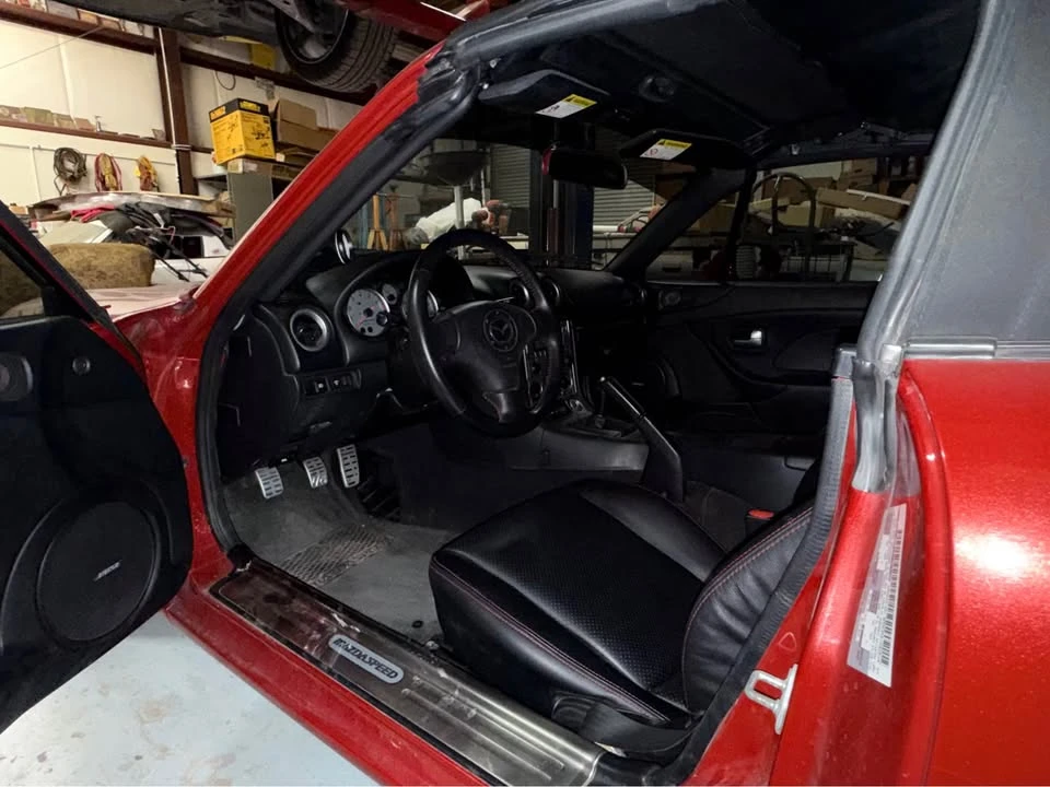 2004 Mazda NB Mazdaspeed MX-5 Miata - Image 4 of 11