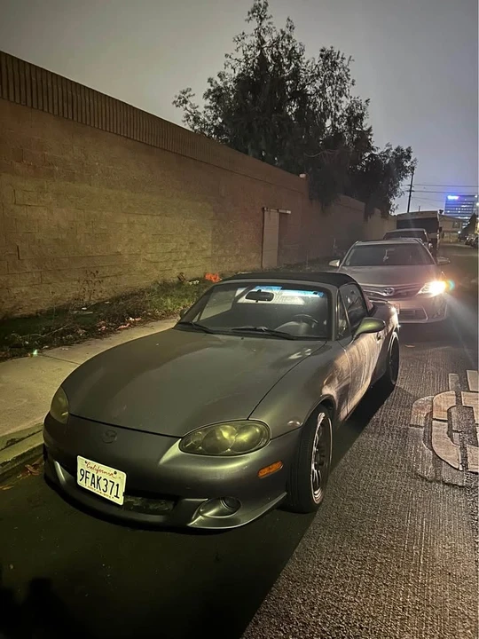 2004 Mazda NB Mazdaspeed MX-5 Miata - Image 2 of 3