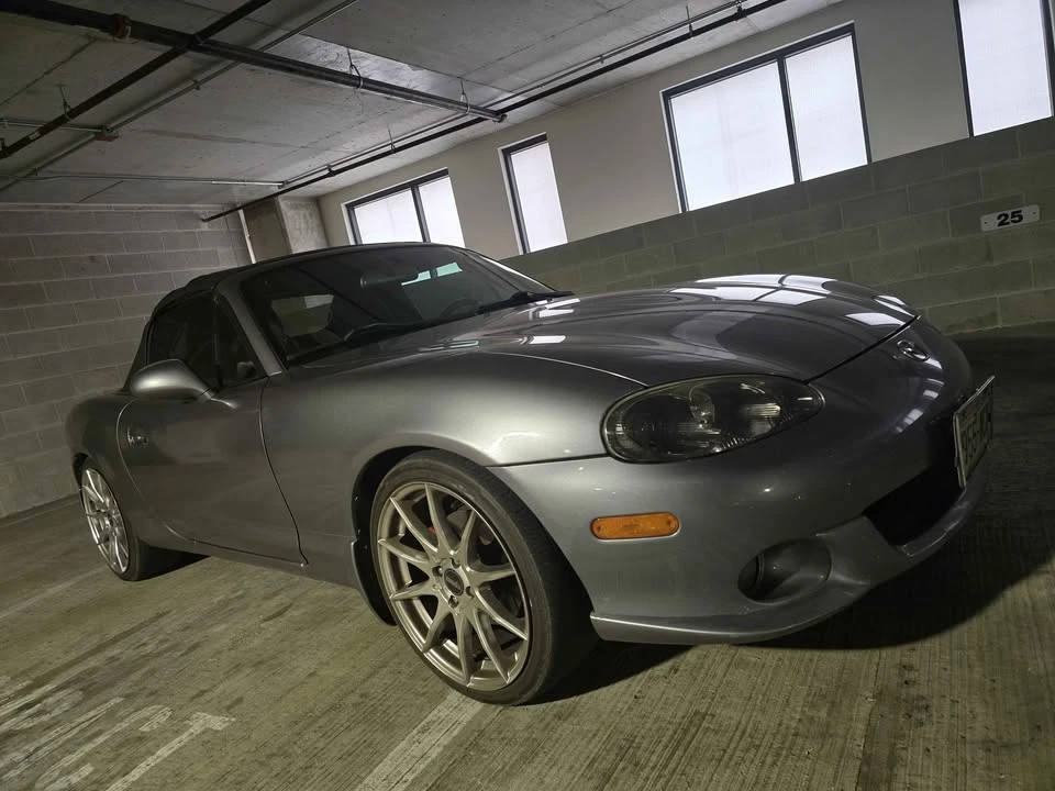 2004 Mazda NB Mazdaspeed MX-5 Miata - Image 5 of 14