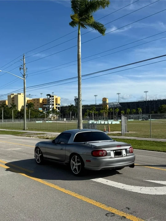2004 Mazda NB Mazdaspeed MX-5 Miata - Image 4 of 12