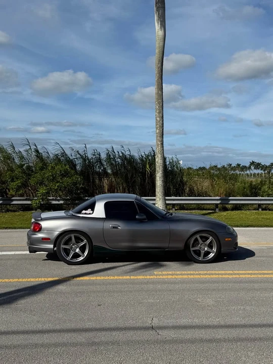 2004 Mazda NB Mazdaspeed MX-5 Miata - Image 6 of 12
