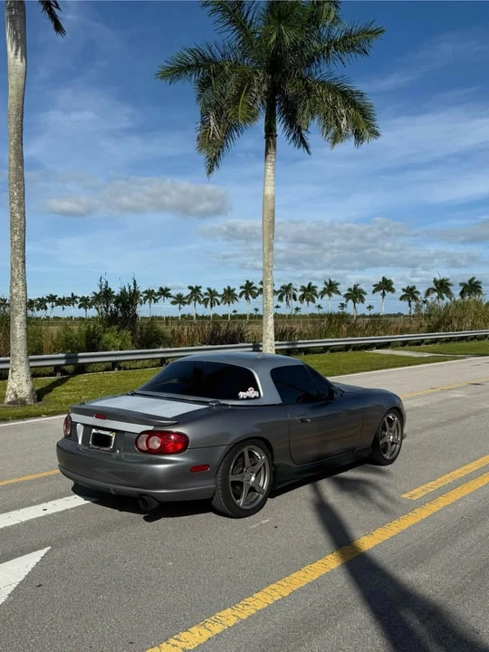2004 Mazda NB Mazdaspeed MX-5 Miata - Image 3 of 12