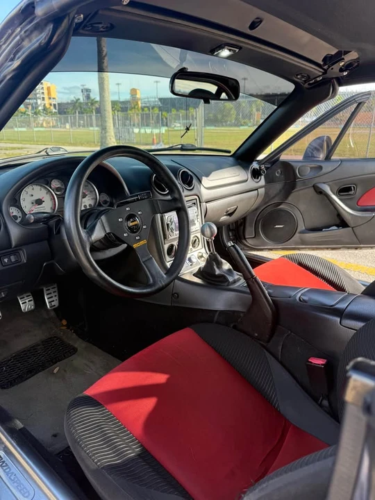 2004 Mazda NB Mazdaspeed MX-5 Miata - Image 10 of 12