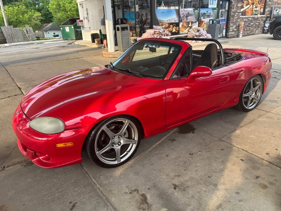 2004 Mazda NB Mazdaspeed MX-5 Miata - Image 4 of 5