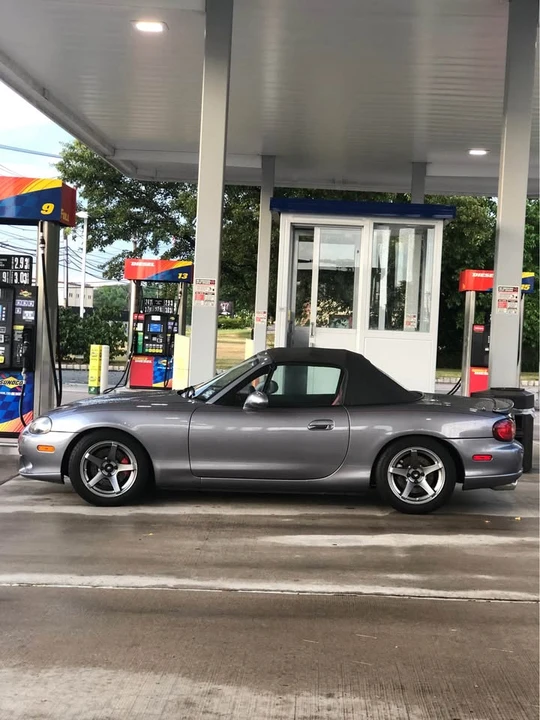 2004 Mazda NB Mazdaspeed MX-5 Miata - Image 3 of 12